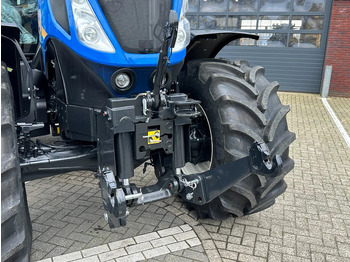 Трактор New Holland T7.245 Autocommand: фото 3