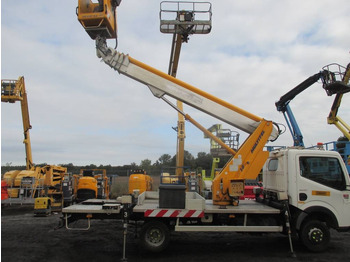 Грузовик с подъемником MULTITEL