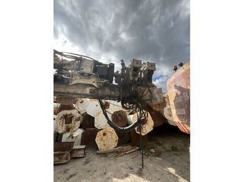 Сваебойная установка Soilmec SM21: фото 4 Сваебойная установка Soilmec SM21: фото 4