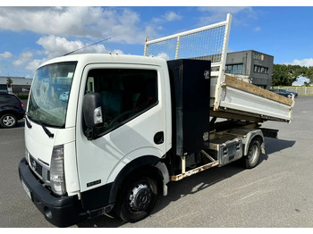 Самосвал NISSAN