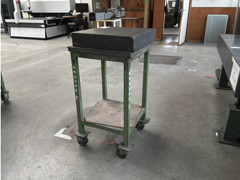 Металлообрабатывающий станок