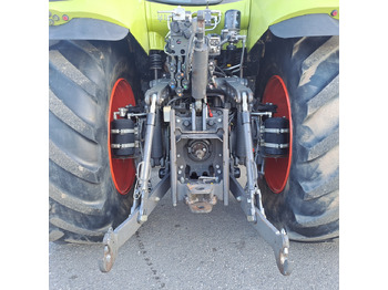 Трактор CLAAS 830 AXION: фото 5 Трактор CLAAS 830 AXION: фото 5