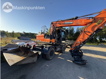 Колёсный экскаватор DOOSAN DX170W-5
