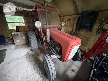 Трактор MASSEY FERGUSON