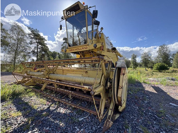 Зерноуборочный комбайн NEW HOLLAND