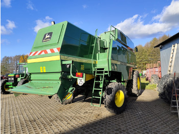 Зерноуборочный комбайн John Deere 2256: фото 4