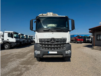 Автобетононасос Mercedes-Benz AROCS 3743 PUTZMEISTER M47-5: фото 2