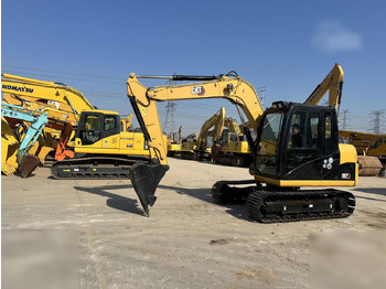 Гусеничный экскаватор CATERPILLAR 307D
