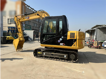 Гусеничный экскаватор CATERPILLAR 307D