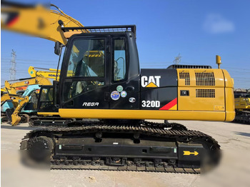 Гусеничный экскаватор CATERPILLAR 320D: фото 3 Гусеничный экскаватор CATERPILLAR 320D: фото 3