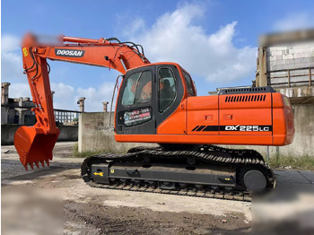 Гусеничный экскаватор DOOSAN DX225LCA