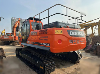 Гусеничный экскаватор DOOSAN DX260 LC: фото 2 Гусеничный экскаватор DOOSAN DX260 LC: фото 2