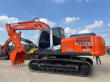 Гусеничный экскаватор HITACHI ZX240-3: фото 3 Гусеничный экскаватор HITACHI ZX240-3: фото 3