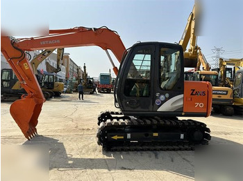 Гусеничный экскаватор HITACHI ZX70