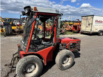 Коммунальный трактор