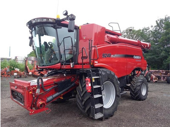 Зерноуборочный комбайн CASE IH Axial-Flow