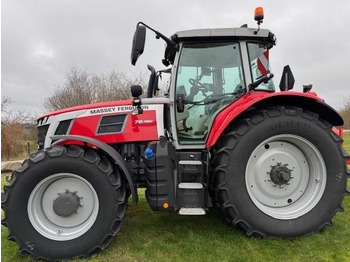 Трактор MASSEY FERGUSON 100 series