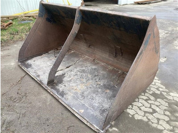 Ковш для погрузчика NEW HOLLAND