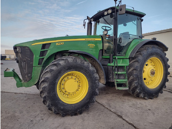 Трактор JOHN DEERE 8030 Series