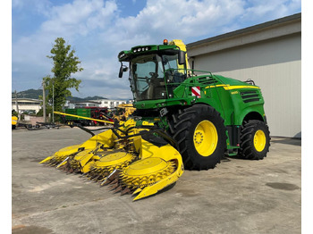 Кормоуборочный комбайн JOHN DEERE 8600