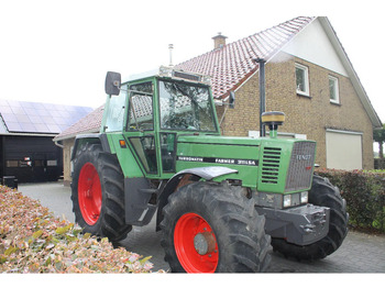 Трактор FENDT
