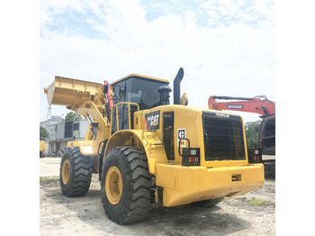 Колёсный погрузчик CATERPILLAR 966H
