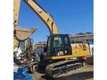 Гусеничный экскаватор CATERPILLAR 323