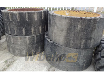 Колёсный погрузчик CATERPILLAR