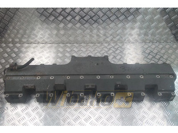 : фото в шапке страницы