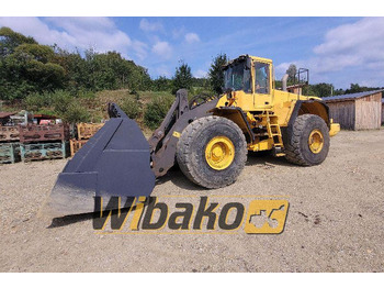 Колёсный погрузчик VOLVO L220E