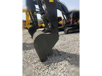 Гусеничный экскаватор VOLVO EC240: фото 3