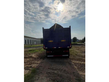 Самосвал 2024 90% New HOWO 8*4 Dump Truck  HOWO 12-wheel Dump Truck in Excellent Condition  Hot Sale: фото 2