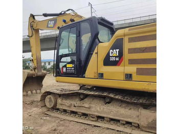 Гусеничный экскаватор CATERPILLAR 320GC