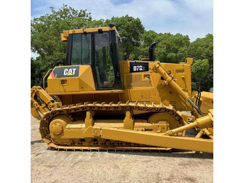 Бульдозер CATERPILLAR D6D