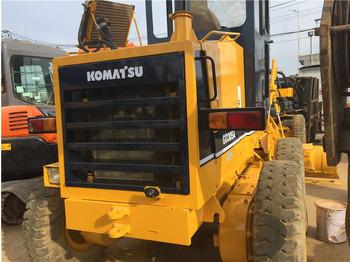 Грейдер Used Komatsu GD305 Motor Grader Cheap Price Komatsu Road Grader GD305 Good Condition in China: фото 3