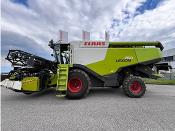Зерноуборочный комбайн CLAAS Lexion 750