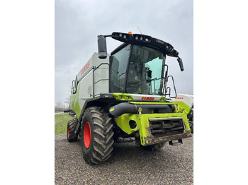 Зерноуборочный комбайн CLAAS