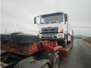 Самосвал HINO HINO 700: фото 4