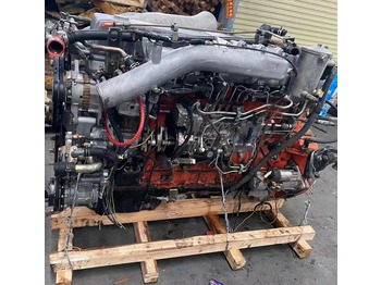 : фото в шапке страницы