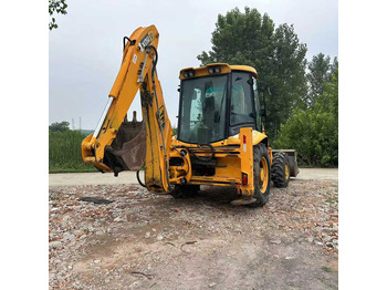 Экскаватор-погрузчик JCB 3CX