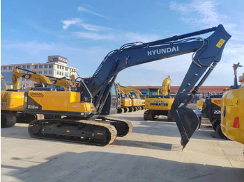 Экскаватор HYUNDAI