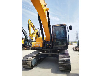 Строительная техника CRAWLER EXCAVATOR Hyundai Digger 220lc-9s Second Hand Korea Made High Performance Machine Hyundai Excavator for Sale: фото 3
