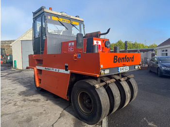 Пневмоколесный каток BOMAG