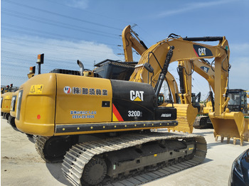Гусеничный экскаватор CATERPILLAR 320D2: фото 2