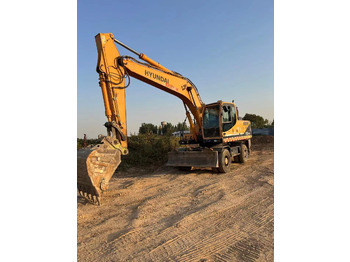 Колёсный экскаватор HYUNDAI R210