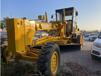 Грейдер KOMATSU