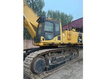 Гусеничный экскаватор KOMATSU PC700