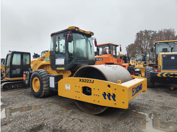 XCMG XS223J в лизинг XCMG XS223J: фото 1
