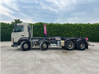 Крюковой мультилифт VOLVO FM480 SCARRABILE 8X4: фото 2 Крюковой мультилифт VOLVO FM480 SCARRABILE 8X4: фото 2