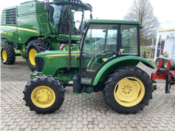 Трактор John Deere 5055E: фото 4